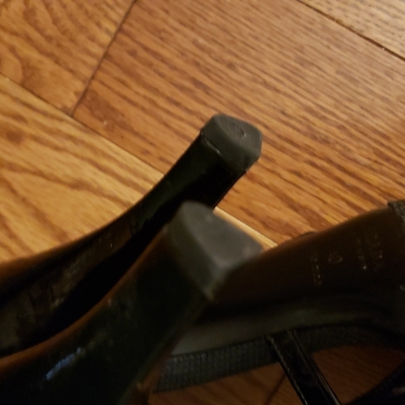 Prada OPEN TOE black heels. Size 40 - Picture 10 of 14
